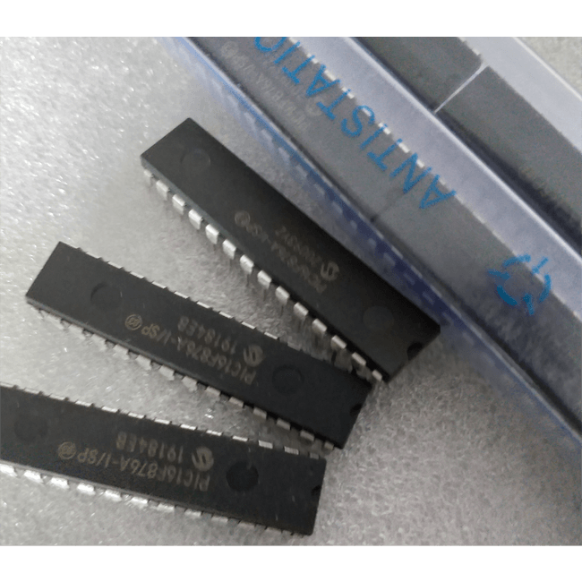 Микроконтроллер PIC16F876A-I/SP [DIP-28] в Кирове